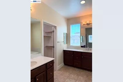 [Address not provided], Dublin, CA 94568 - Photo 19