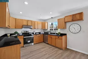 1883 Lynwood Dr, Concord, CA 94519 - Photo 15