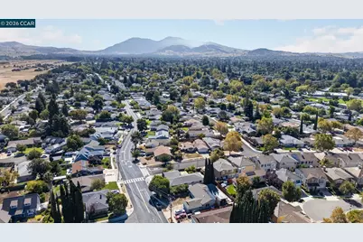 1883 Lynwood Dr, Concord, CA 94519 - Photo 53