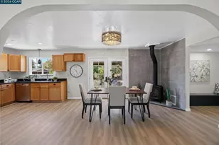 1883 Lynwood Dr, Concord, CA 94519 - Photo 13