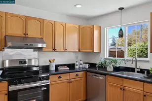1883 Lynwood Dr, Concord, CA 94519 - Photo 19