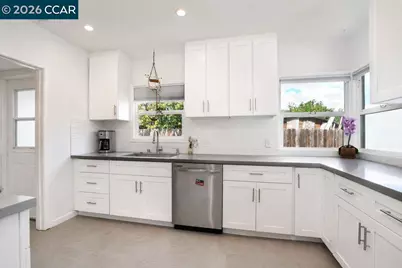 1637 100th Ave, Oakland, CA 94603 - Photo 13