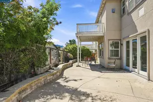 5193 Crystyl Ranch Dr, Concord, CA 94521 - Photo 35
