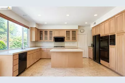 7634 Buckeye Ct, Dublin, CA 94568 - Photo 11