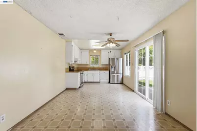 364 Blossom Hill Rd, San Jose, CA 95123 - Photo 17