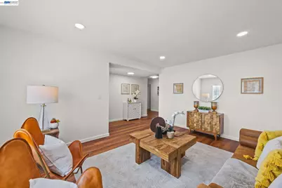 6161 Broadway Ave, Newark, CA 94560 - Photo 5