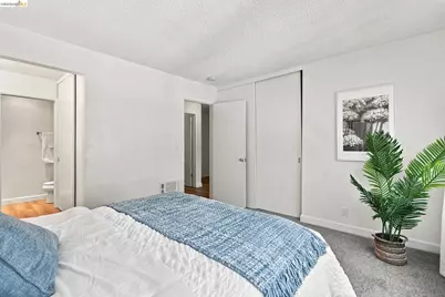 955 Shorepoint Court #208, Alameda, CA 94501 - Photo 11