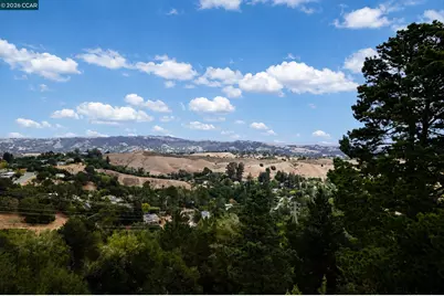 83 Donald Dr, Orinda, CA 94563 - Photo 41