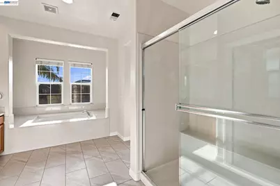 565 Presidio Pl, Tracy, CA 95377 - Photo 43