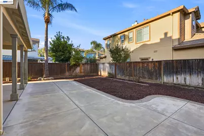 565 Presidio Pl, Tracy, CA 95377 - Photo 53