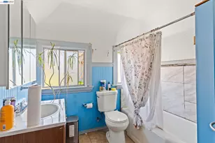 3856 West St, Oakland, CA 94608 - Photo 19
