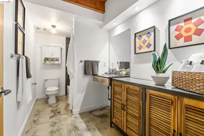 2875 Glascock #209, Oakland, CA 94601 - Photo 15