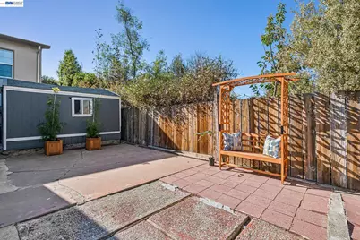 1801 Wood St, Alameda, CA 94501 - Photo 29