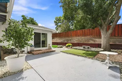 2279 Saint George Dr, Concord, CA 94520 - Photo 39
