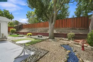 2279 St George Dr, Concord, CA 94520 - Photo 41
