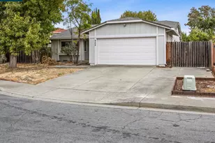 905 Heron Dr, Suisun City, CA 94585 - Photo 3