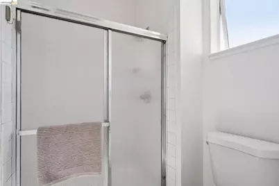 99 Austin Ave, Hayward, CA 94544 - Photo 31