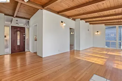 4528 Mattis Ct, Oakland, CA 94619 - Photo 3