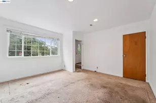 6151 Valley View Rd, Oakland, CA 94611 - Photo 29