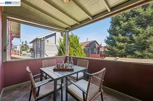 364 Lester Ave, Oakland, CA 94606 - Photo 9