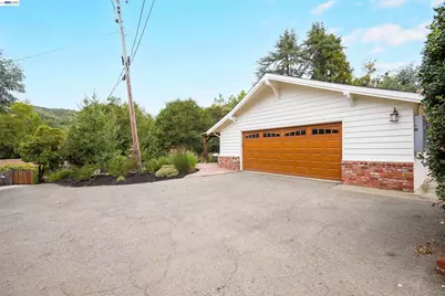 9338 Crow Canyon Rd, Castro Valley, CA 94552 - Photo 55