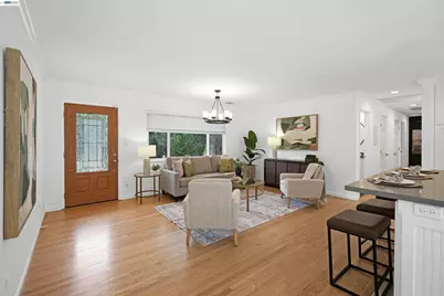 9338 Crow Canyon Rd, Castro Valley, CA 94552 - Photo 11