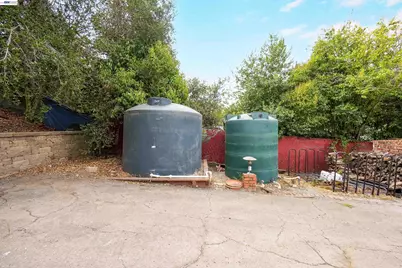 9338 Crow Canyon Rd, Castro Valley, CA 94552 - Photo 69