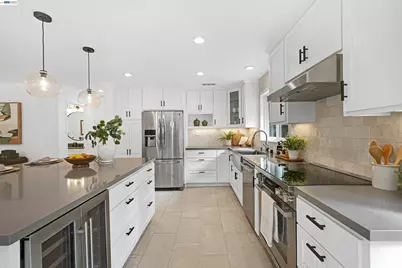 9338 Crow Canyon Rd, Castro Valley, CA 94552 - Photo 19