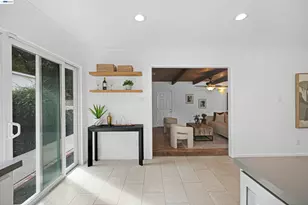 9338 Crow Canyon Rd, Castro Valley, CA 94552 - Photo 23