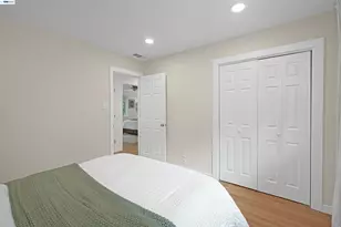 9338 Crow Canyon Rd, Castro Valley, CA 94552 - Photo 33