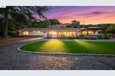 9338 Crow Canyon Rd, Castro Valley, CA 94552 - Photo 1