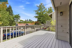 900 Augusta Dr, Moraga, CA 94556 - Photo 5
