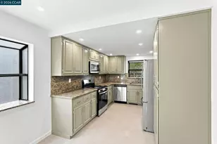 900 Augusta Dr, Moraga, CA 94556 - Photo 17