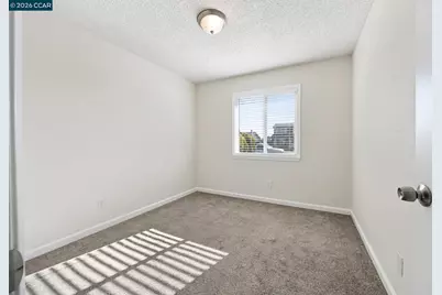 1012 Humphrey Dr, Suisun City, CA 94585 - Photo 27