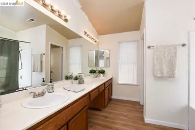 4239 Sequoia Drive, Oakley, CA 94561 - Photo 15