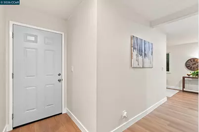 42 Emery Bay Dr, Emeryville, CA 94608 - Photo 7