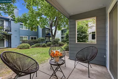 42 Emery Bay Dr, Emeryville, CA 94608 - Photo 31