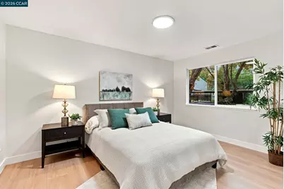 42 Emery Bay Dr, Emeryville, CA 94608 - Photo 19