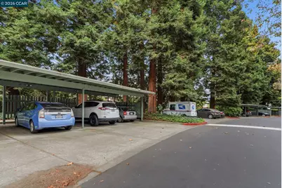 42 Emery Bay Dr, Emeryville, CA 94608 - Photo 39
