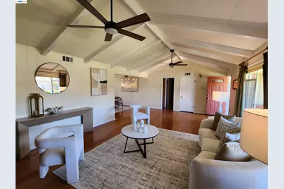 22590 Norwood Dr, Hayward, CA 94541 - Photo 3
