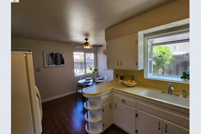 22590 Norwood Dr, Hayward, CA 94541 - Photo 7