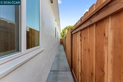 1436 Everett St, El Cerrito, CA 94530 - Photo 27