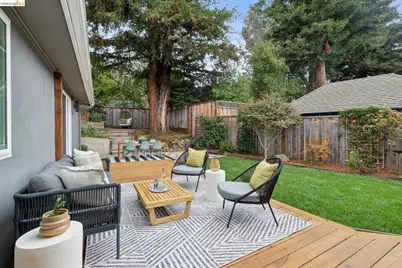 626 Caldwell Rd, Oakland, CA 94611 - Photo 49