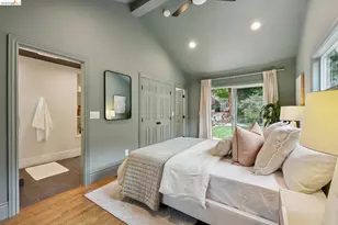 626 Caldwell Rd, Oakland, CA 94611 - Photo 37