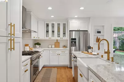 626 Caldwell Rd, Oakland, CA 94611 - Photo 17