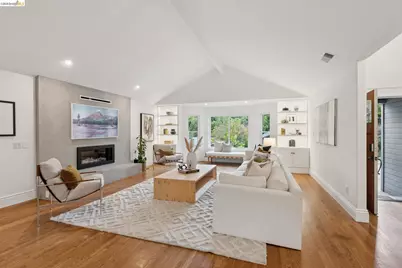 626 Caldwell Rd, Oakland, CA 94611 - Photo 5