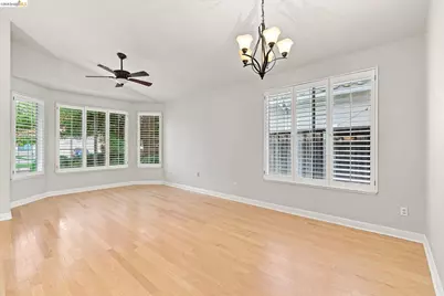 4928 Cougar Peak Way, Antioch, CA 94531 - Photo 9