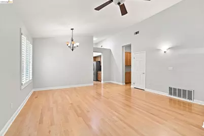 4928 Cougar Peak Way, Antioch, CA 94531 - Photo 7