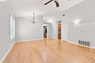 4928 Cougar Peak Way, Antioch, CA 94531 - Photo 7