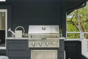 857a Mountain View Dr, Lafayette, CA 94549 - Photo 85